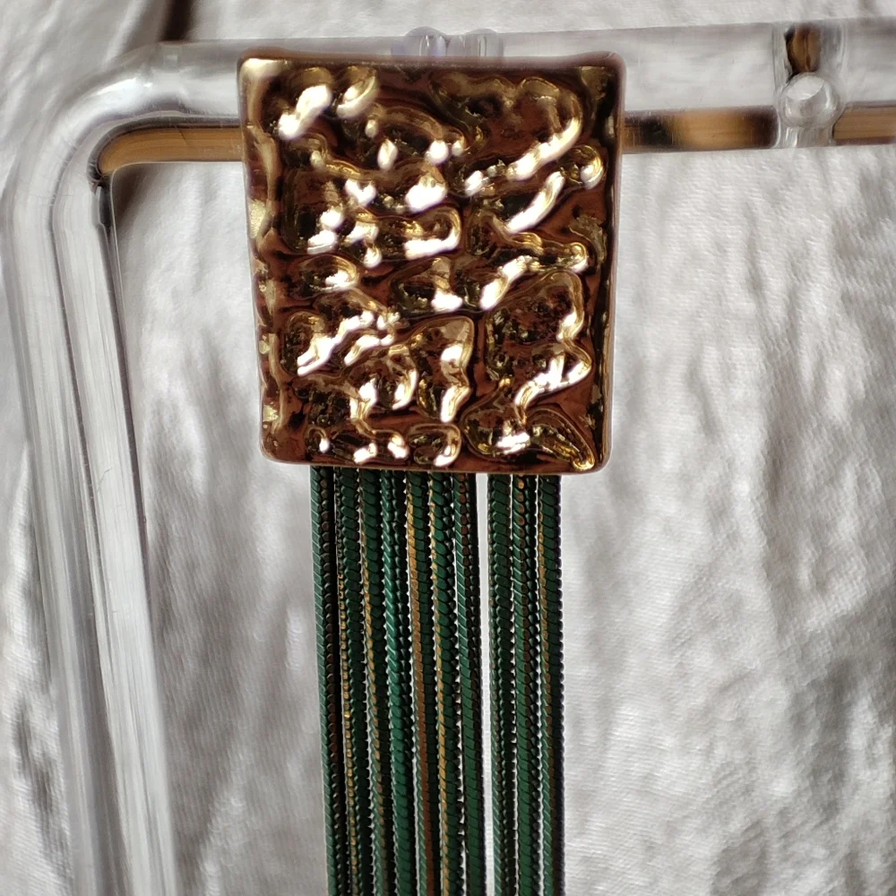 Gold Tone Hammered Elegant Green Flat Snake Chain Long Pierced Earrings NWOT